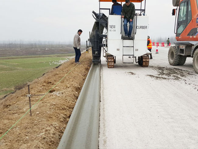 NC1300�ڝ�(j��)�����һ��(bi��o)�Rˮ�ۻ�ģʩ��